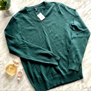 NWT J. Crew Wool Blend V-Neck Sweater Small